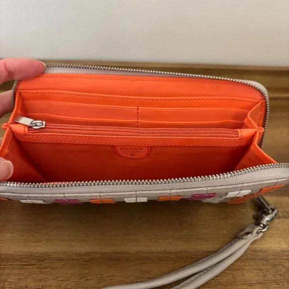 Fossil Marlow Gray Orange Purple White Patchwork Zip Around Clutch Wallet - Picture 8 of 8